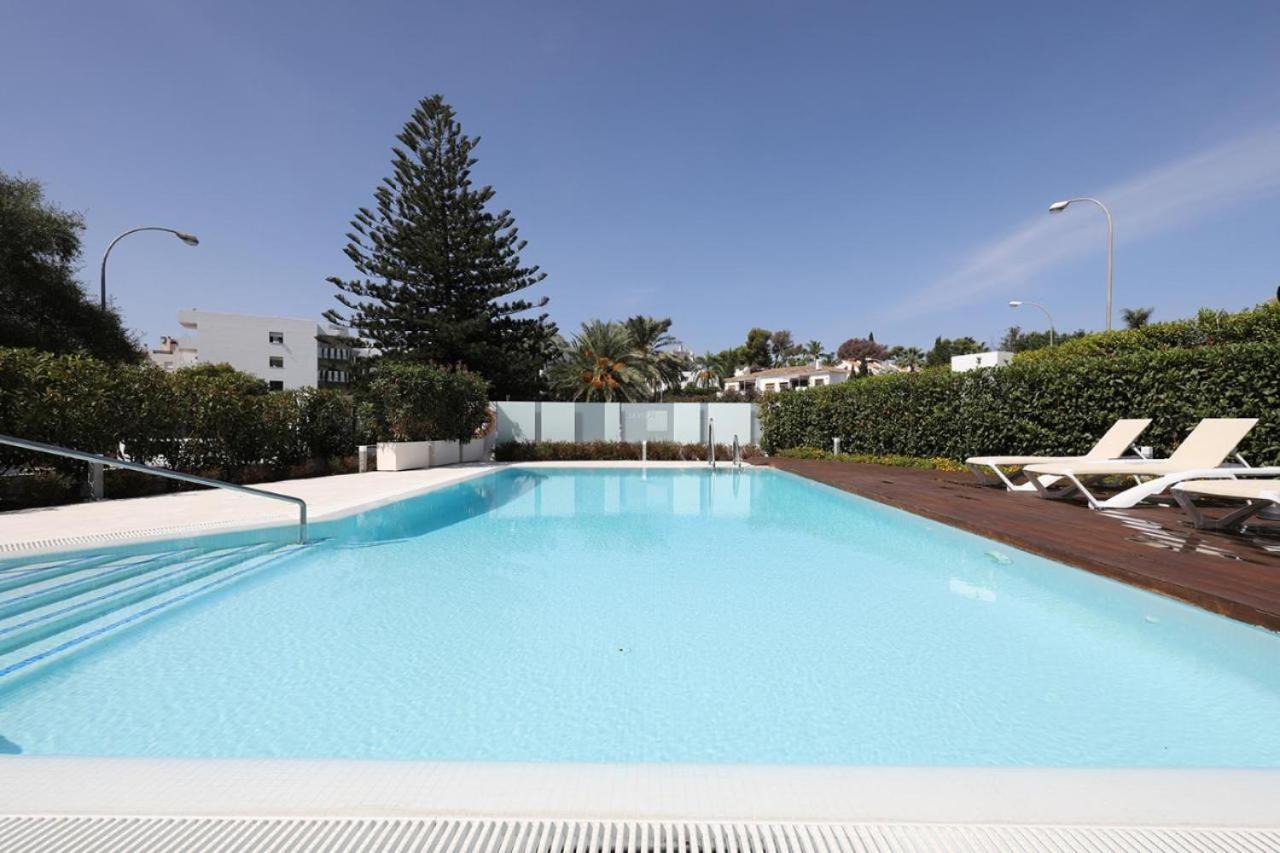 Sweet Inn - Royal Banus Marbella Esterno foto