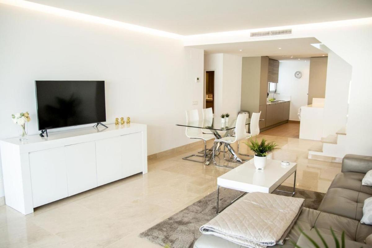 Sweet Inn - Royal Banus Marbella Esterno foto